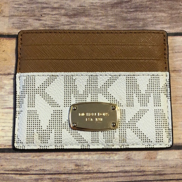 Michael Kors Accessories - Never used Michael Kors card holder